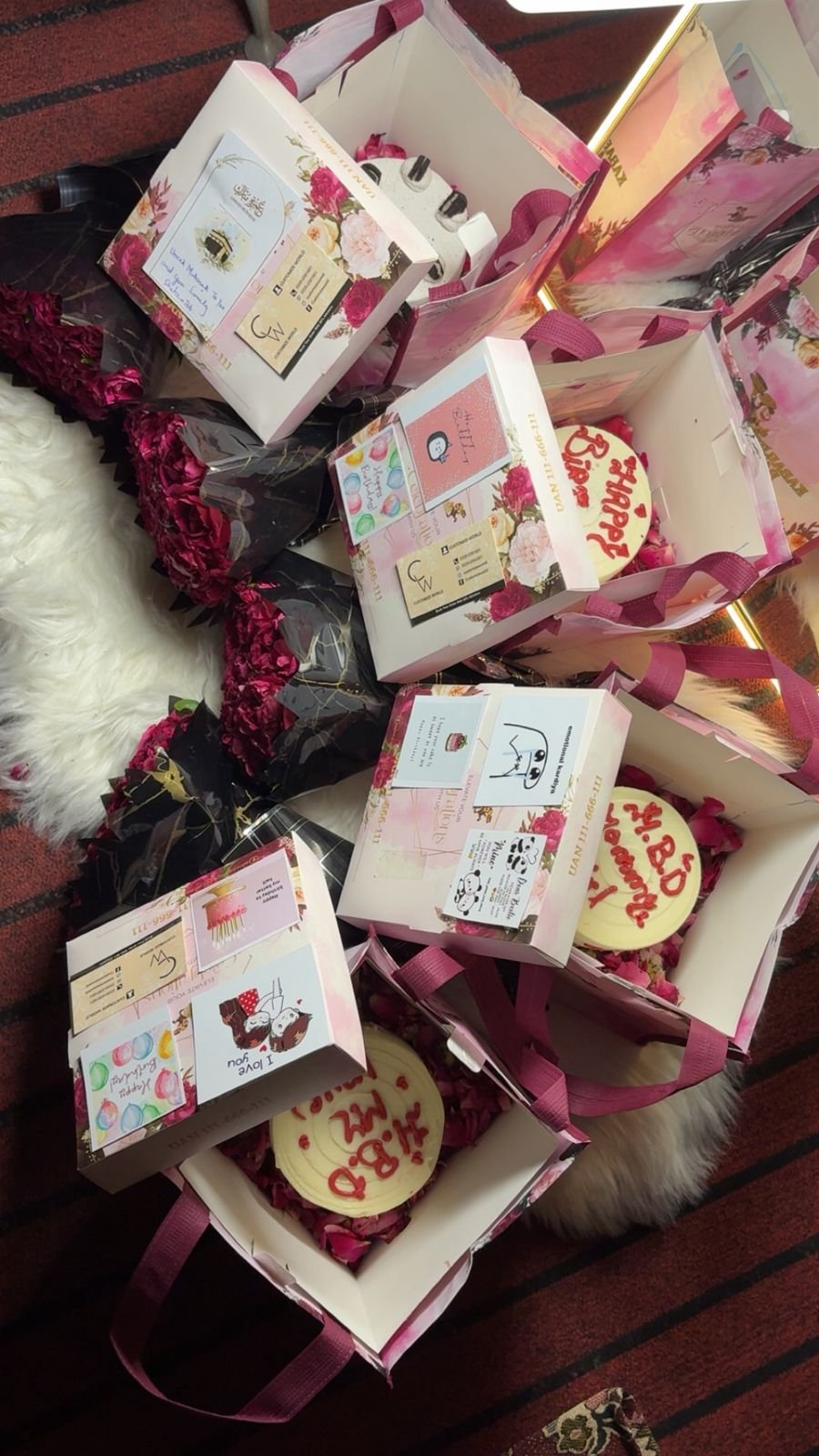 CAKE AND BOUQUET DEAL 